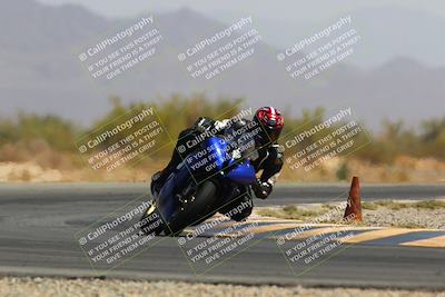 media/Apr-10-2022-SoCal Trackdays (Sun) [[f104b12566]]/Turn 15 (145pm)/